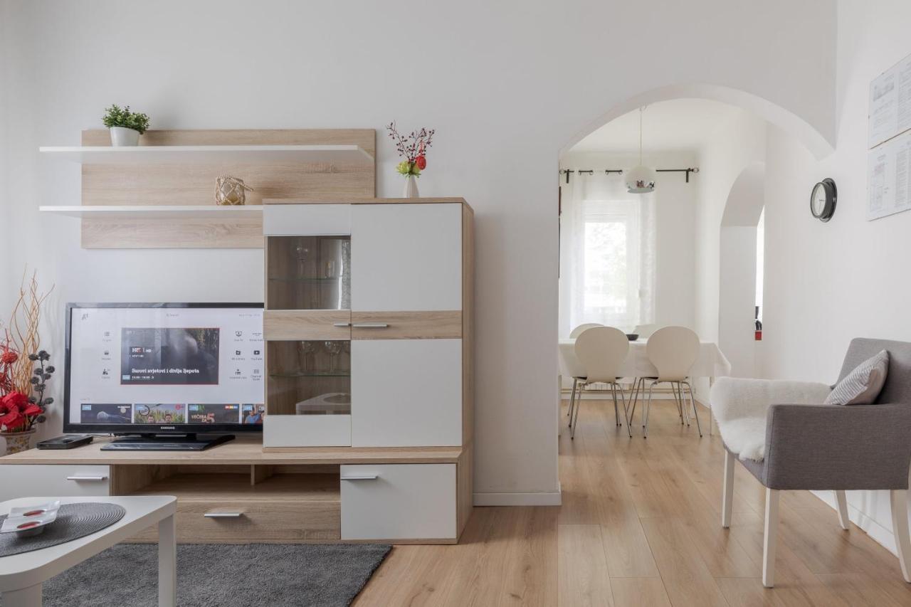 Lisinski Apartment With Private Parking Ζάγκρεμπ Εξωτερικό φωτογραφία